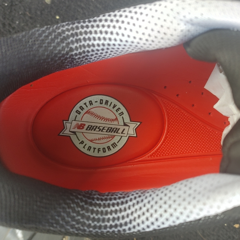 Baseball cleats - Picture 4 of 7